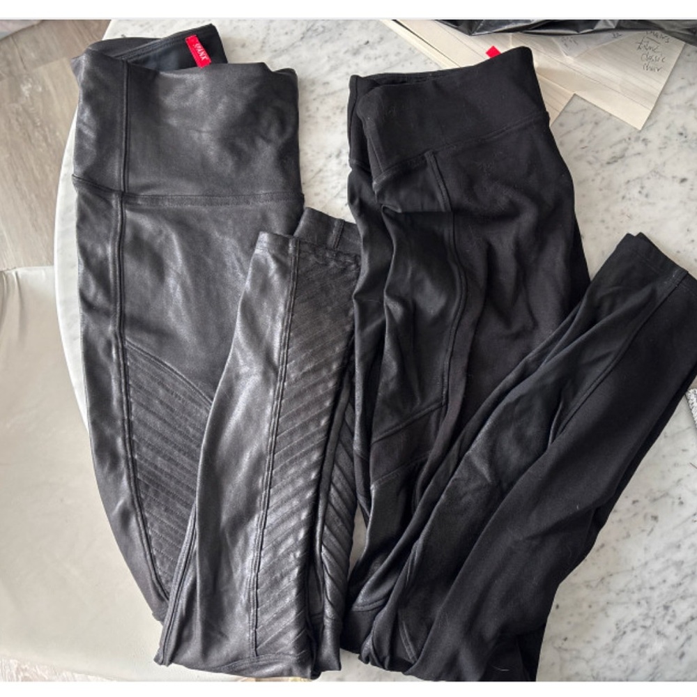Black moto Spanx leggings - pairs